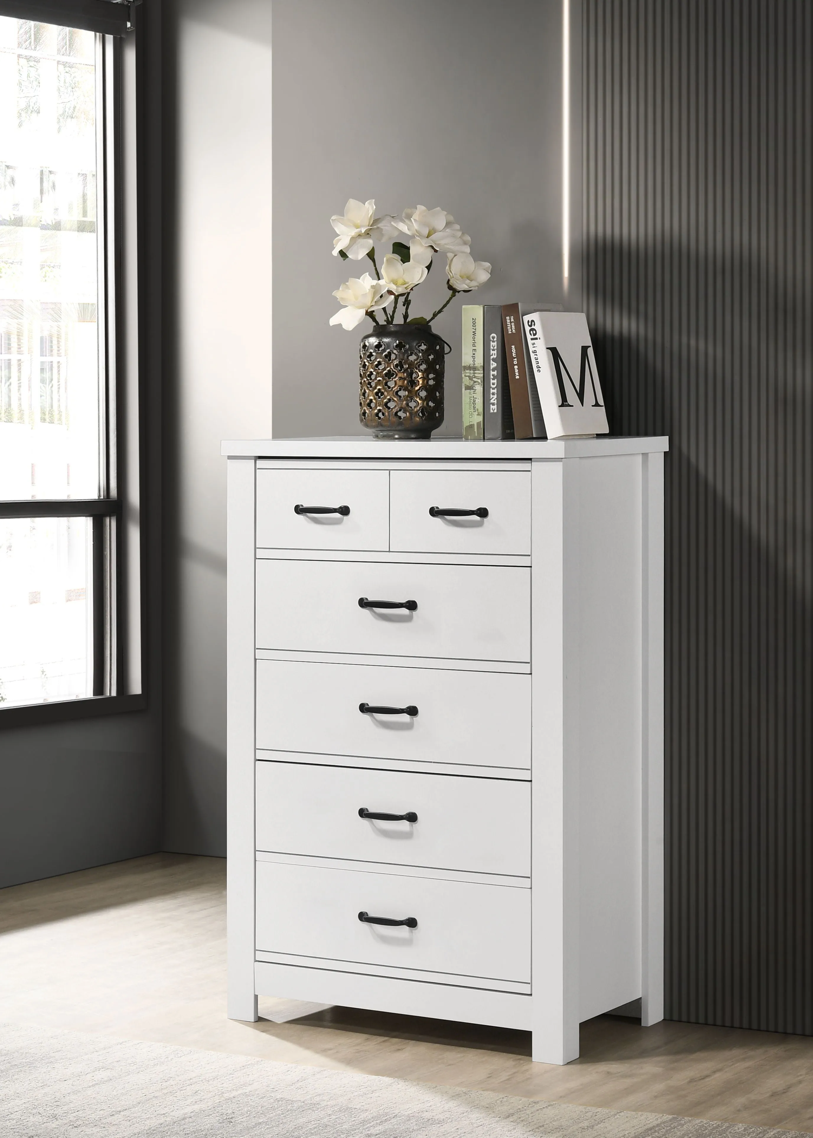 Cassini - 5 Drawer Chest - White by Couch.com