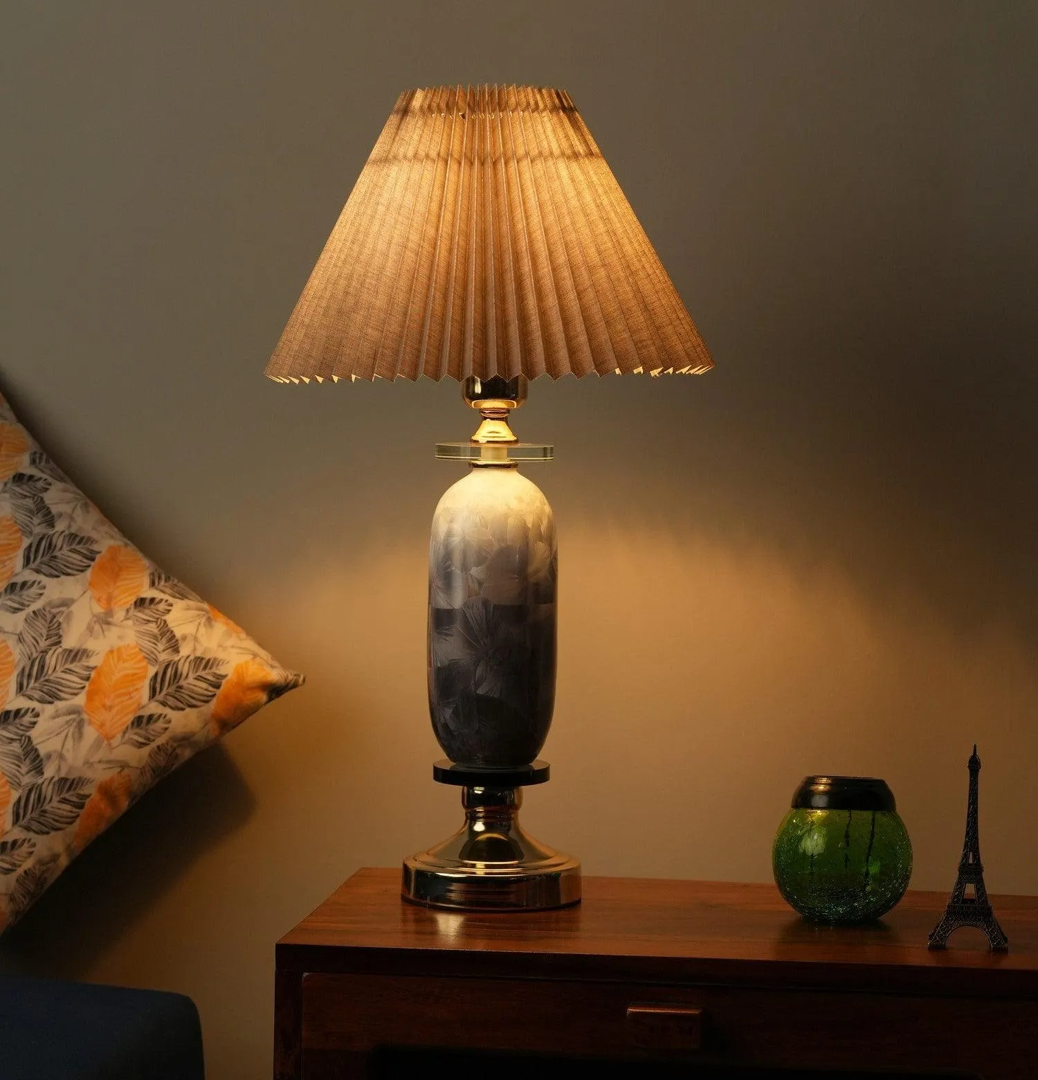 Elegant Vase-Shaped Glass Table Lamp - Grey Shade with Golden Base