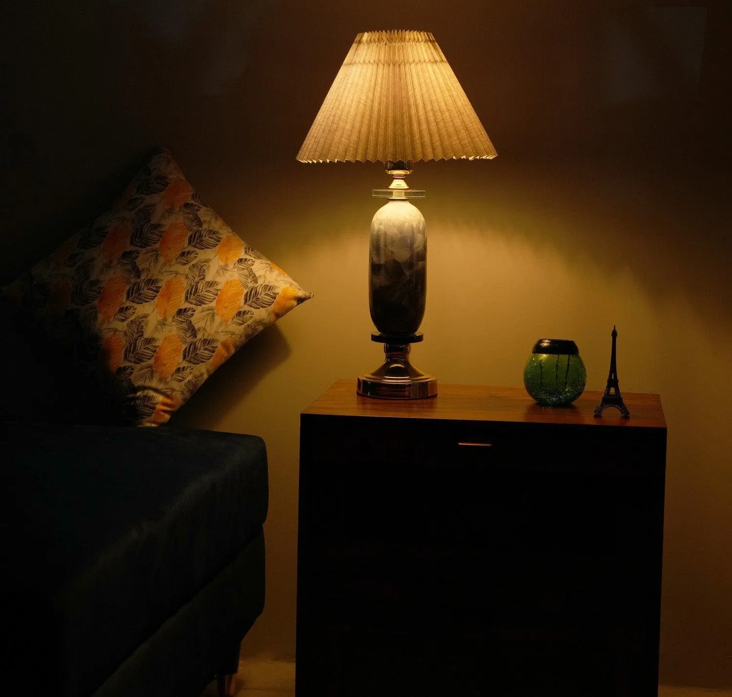 Elegant Vase-Shaped Glass Table Lamp - Grey Shade with Golden Base