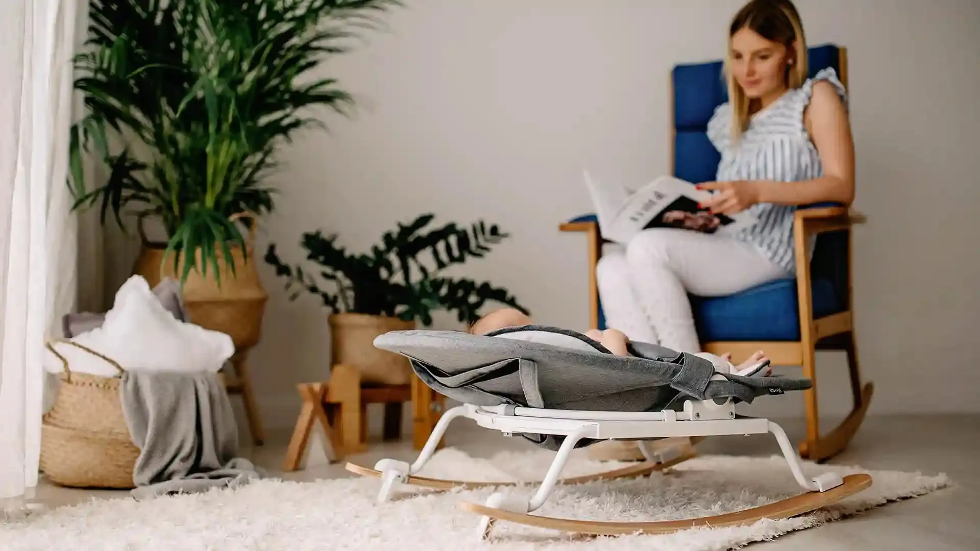 Lionelo Rosa Baby Rocker (Stone Grey and White)