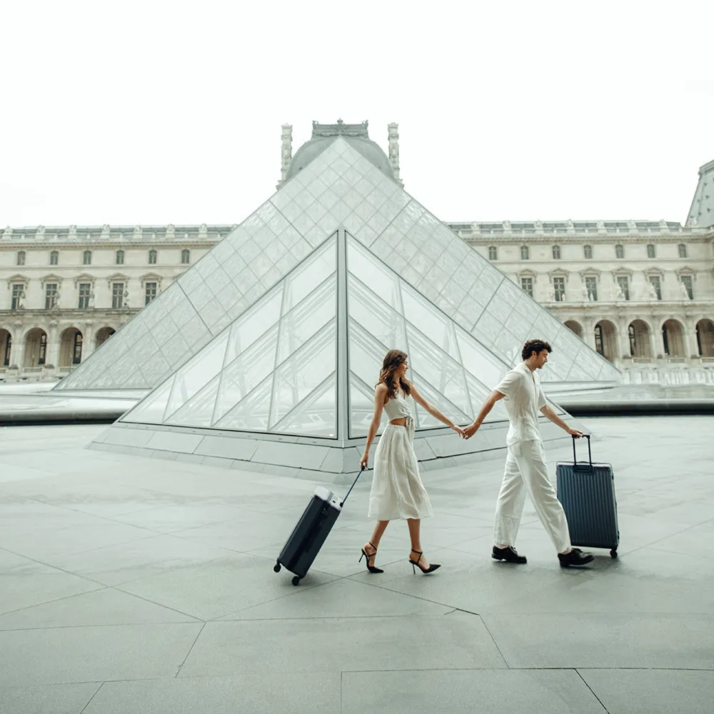 Luxe 21.5 Inch Carry-on Luggage