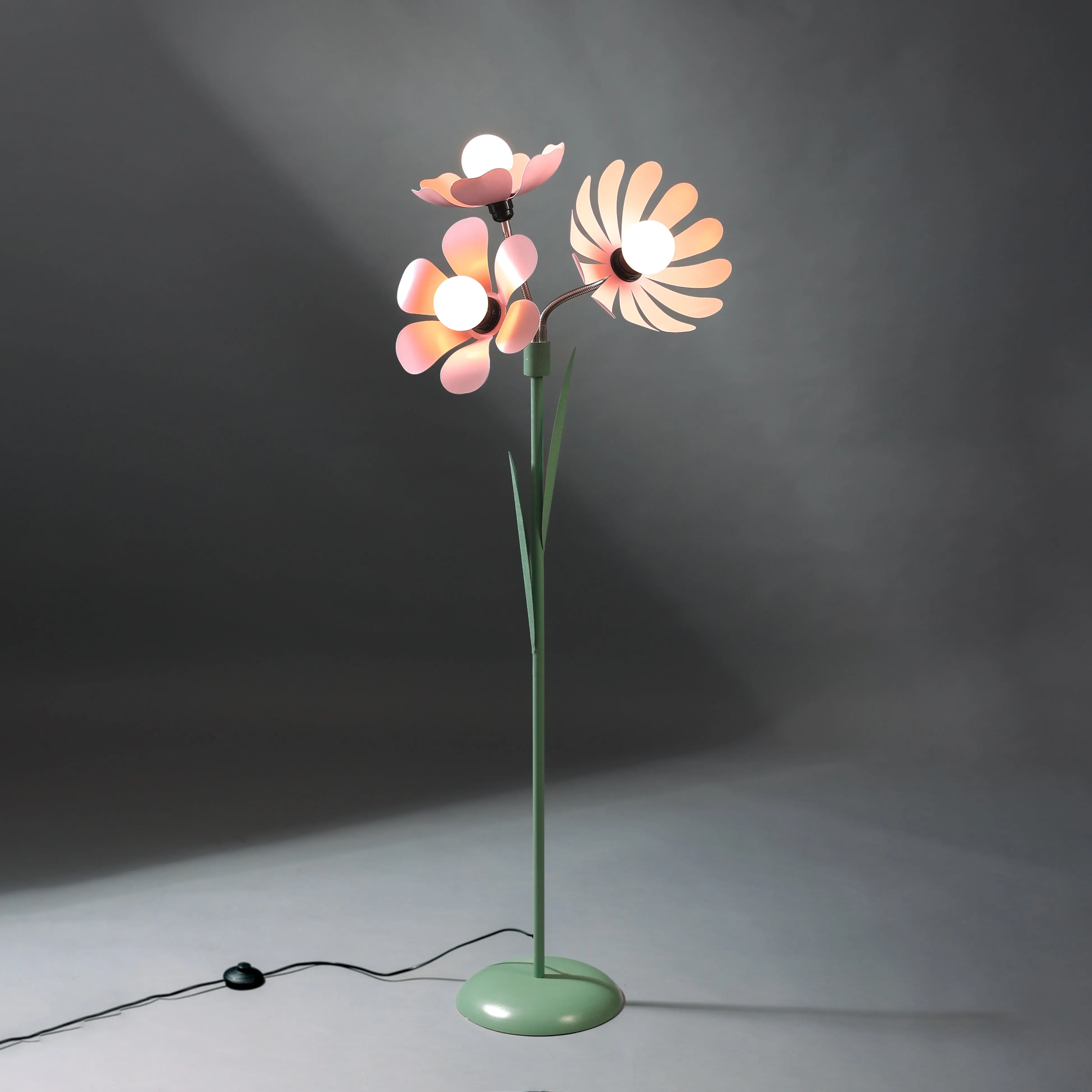Petal Bloom Floor Lamp