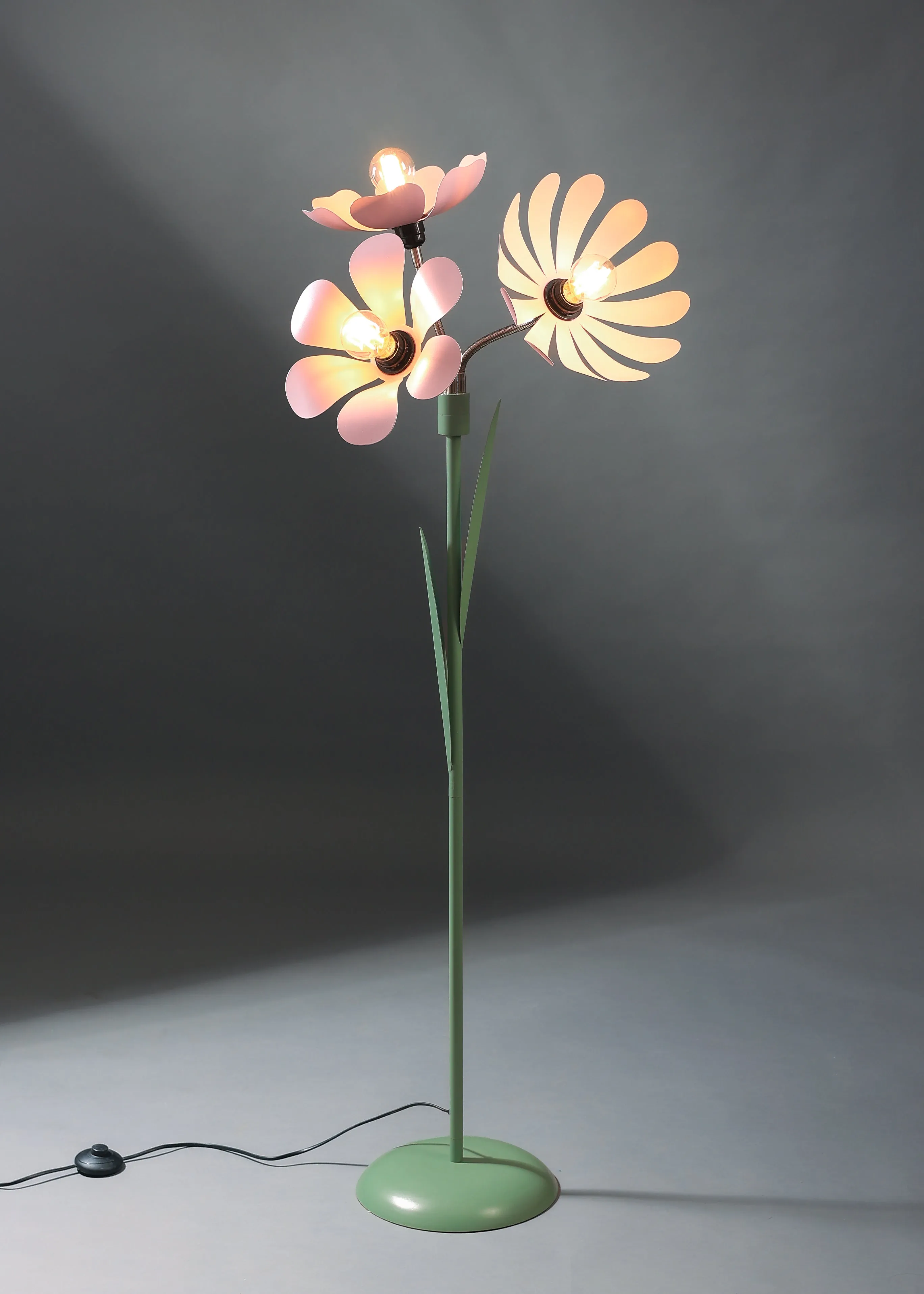 Petal Bloom Floor Lamp