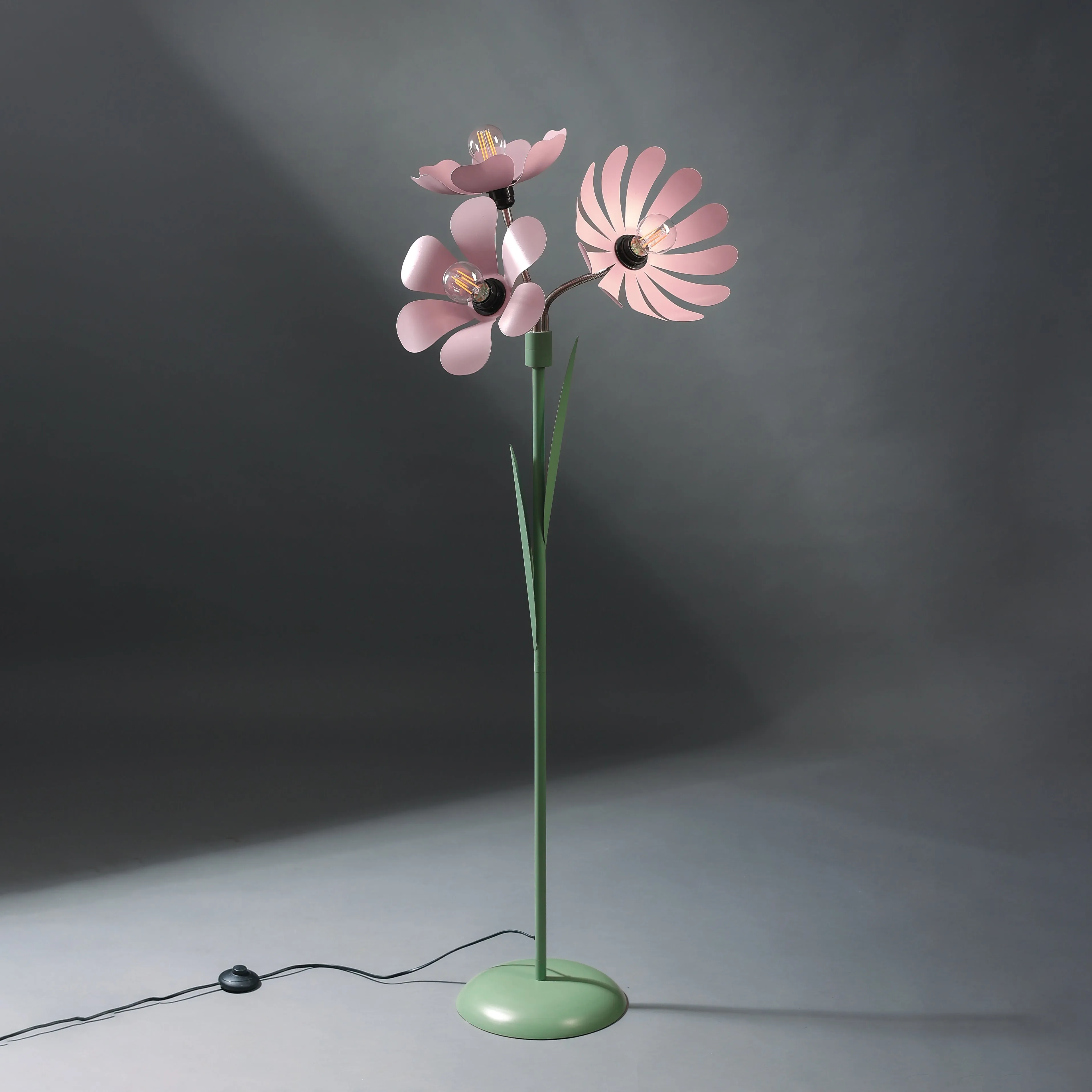 Petal Bloom Floor Lamp