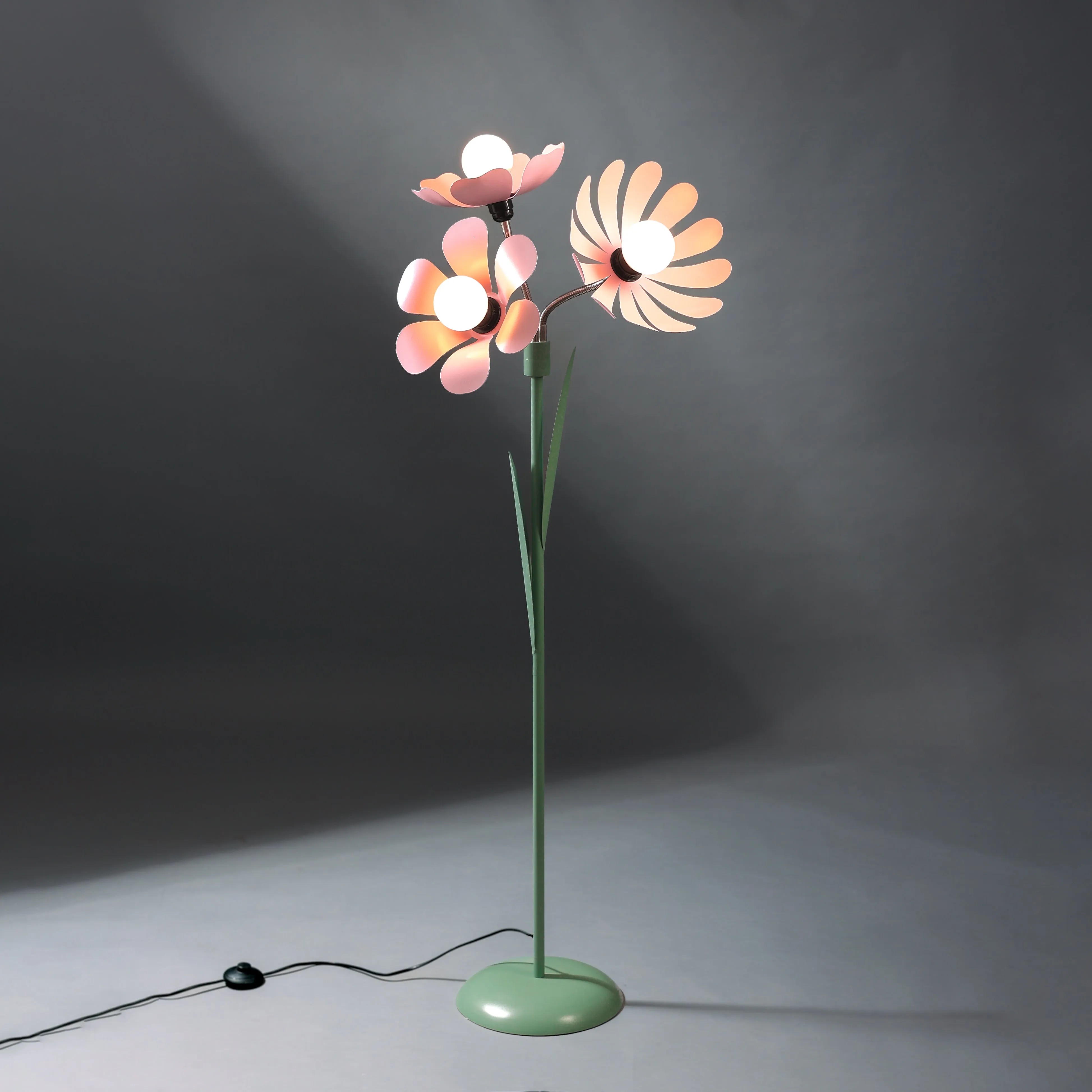 Petal Bloom Floor Lamp