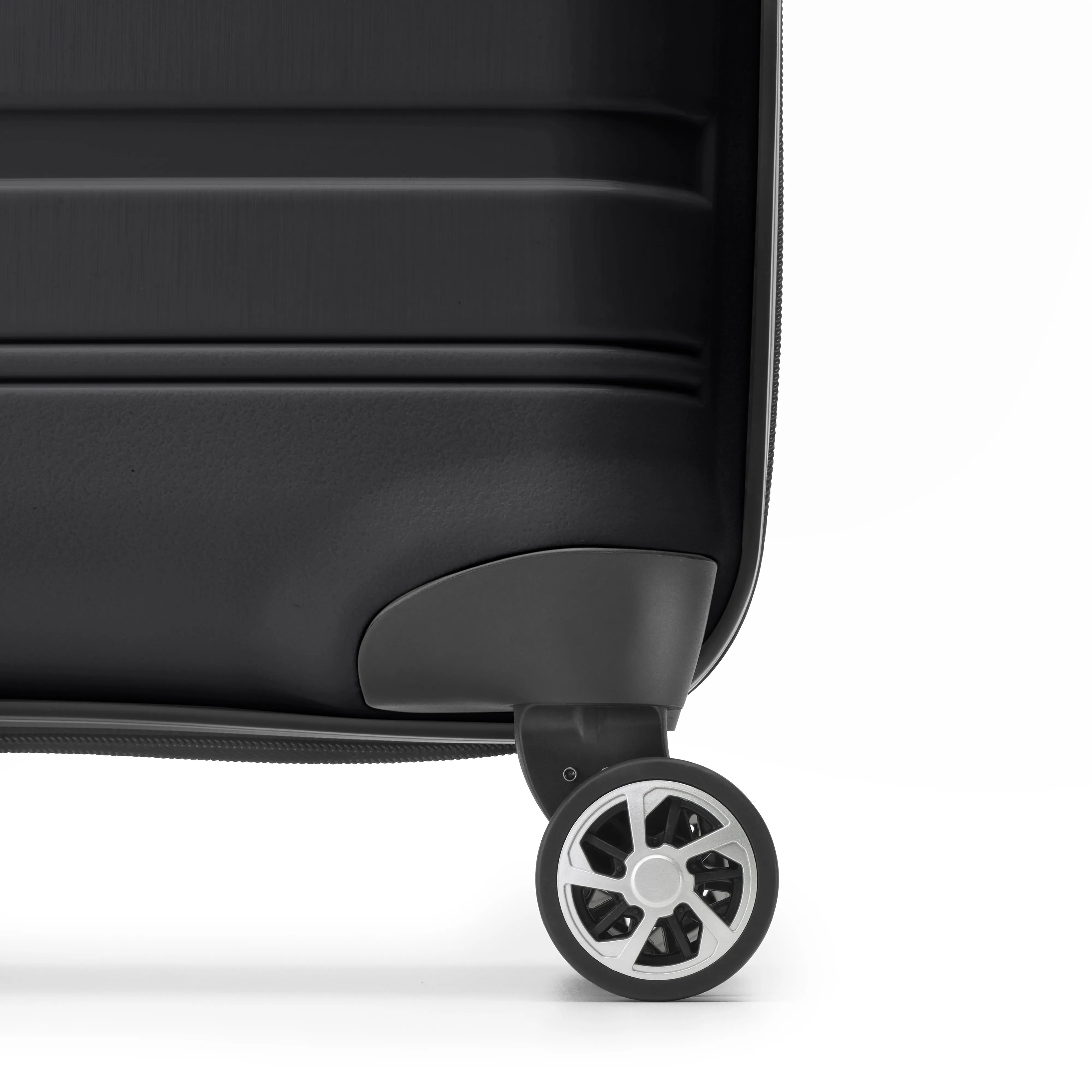 Samsonite Sirocco Collection Spinner Carry-On Expandable Luggage