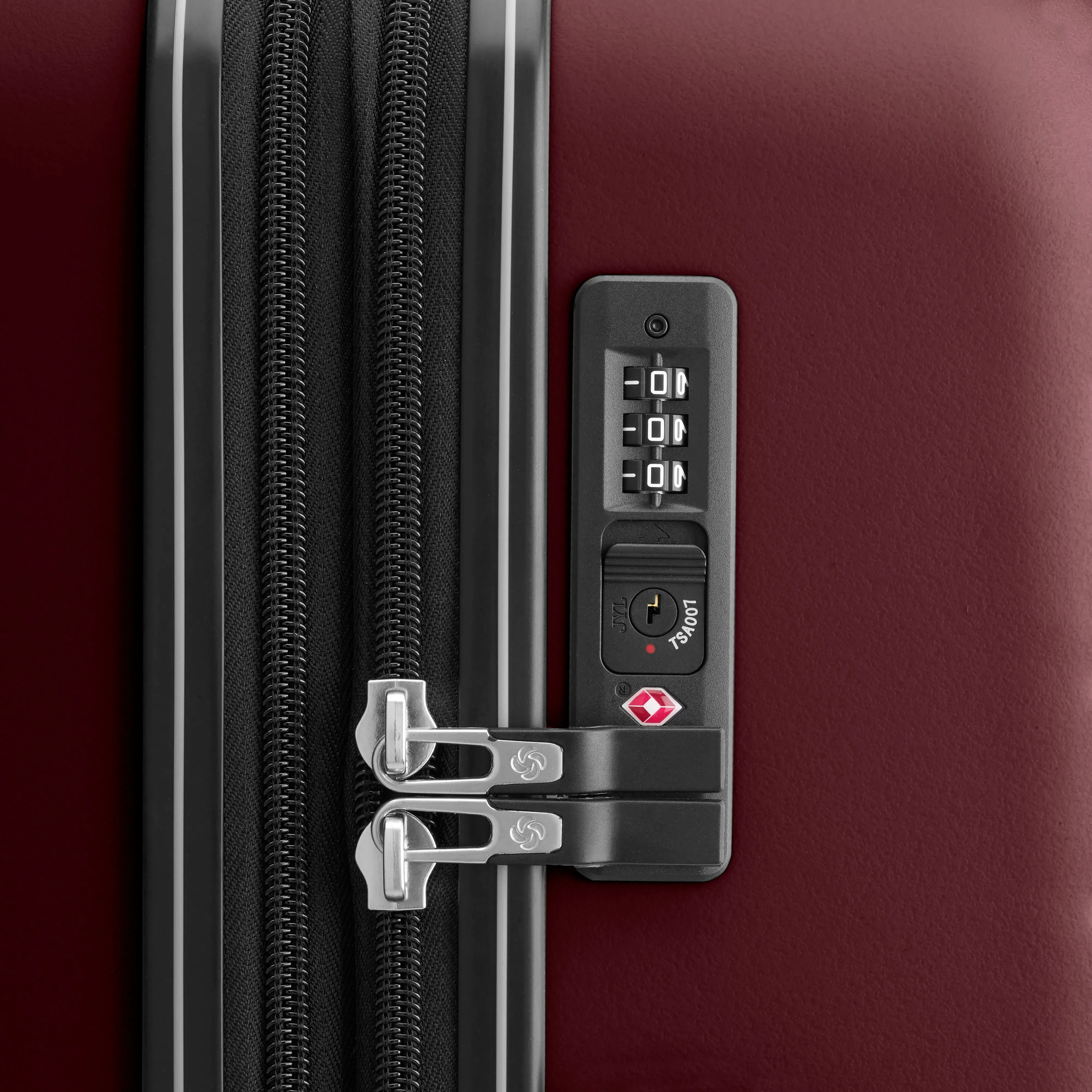 Samsonite Sirocco Collection Spinner Carry-On Expandable Luggage