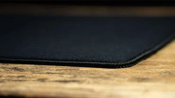 Sewn-Edge Basic Close-Up Pad (Black) by TCC
