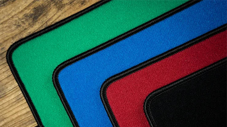 Sewn-Edge Basic Close-Up Pad (Blue) by TCC